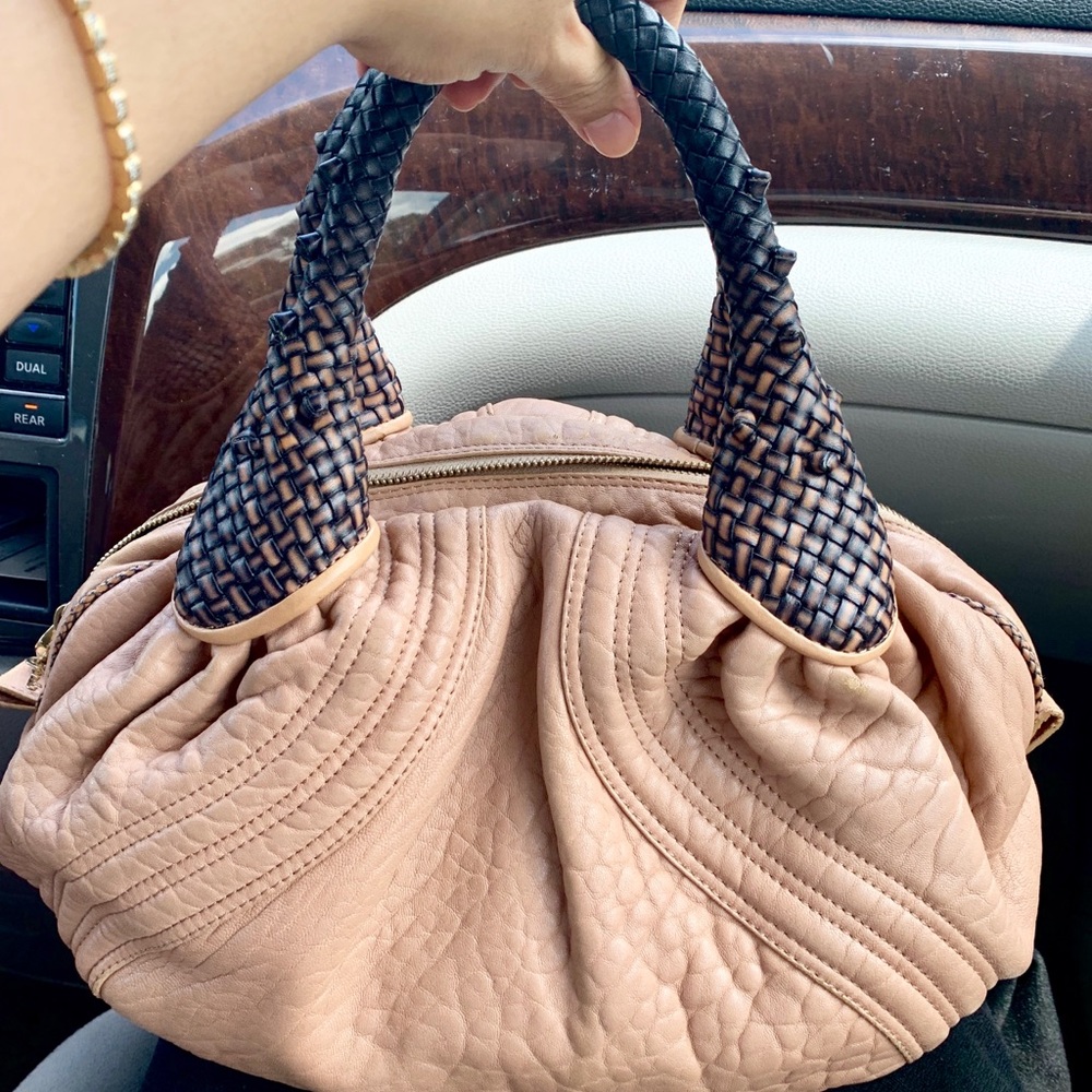 ❌SOLD❌🖤💛FENDI Mini Spy Bag🔶⚫️